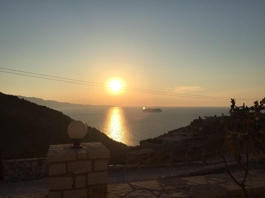 Sunset House Appartement Ksamil Buitenkant foto