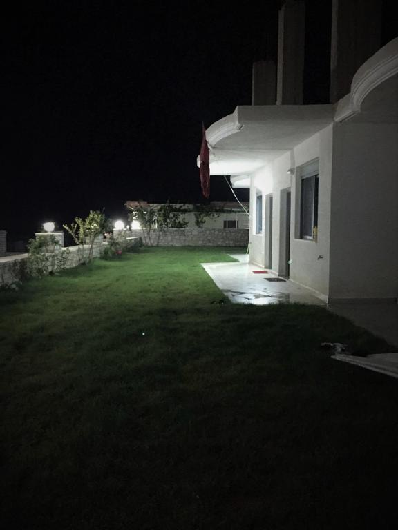 Sunset House Appartement Ksamil Buitenkant foto